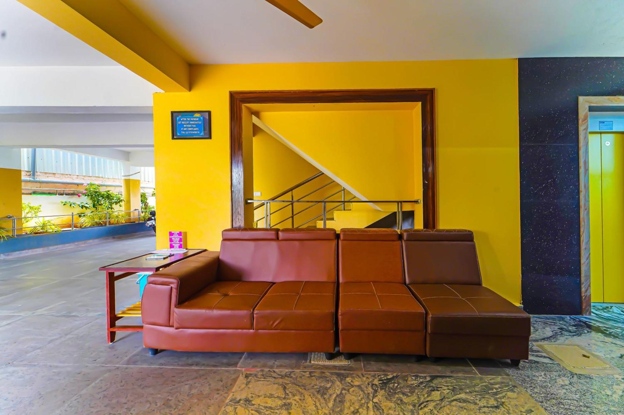 Hotel O Jayam Residency Tirupati Bagian luar foto