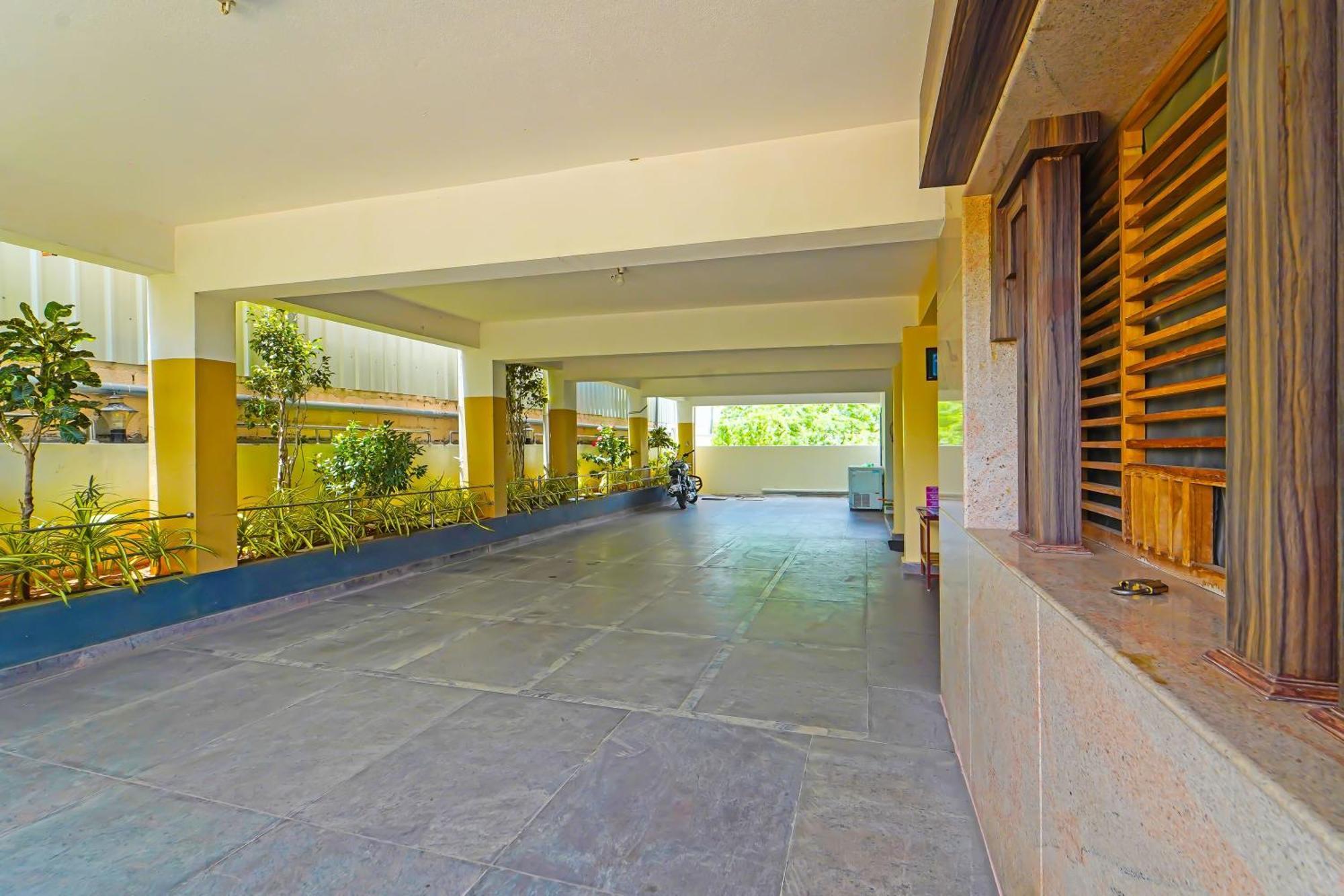 Hotel O Jayam Residency Tirupati Bagian luar foto