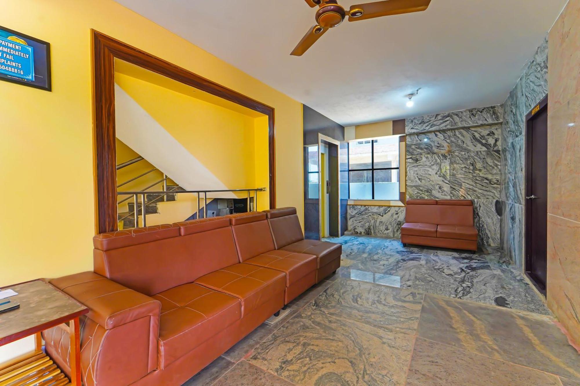 Hotel O Jayam Residency Tirupati Bagian luar foto